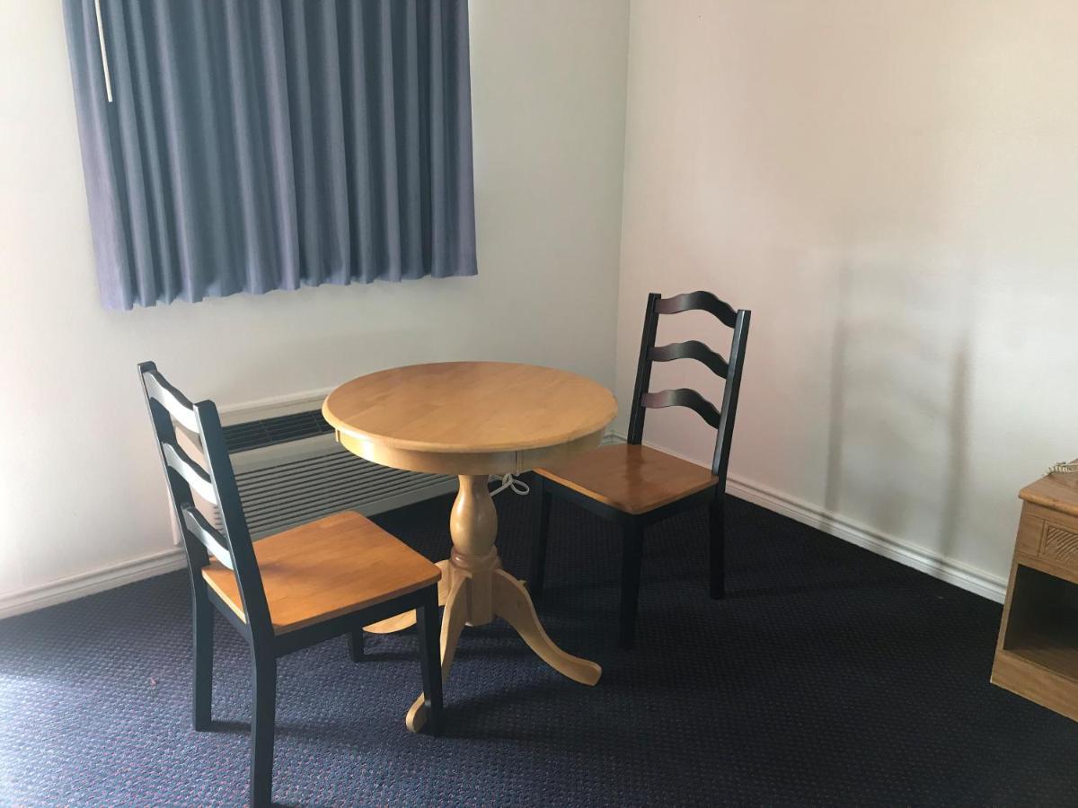 Luxury Inn George West 外观 照片